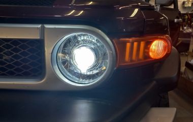 Установка лінз Toyota FJ Cruiser  Установка лінз Toyota FJ Cruiser