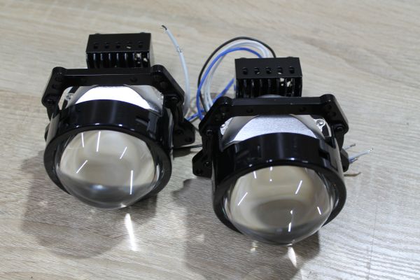 Світлодіодні Bi-Led лінзи Moonlight K7 Світлодіодні Bi-Led лінзи Moonlight K7