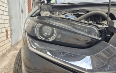 Чому при ввімкненні світла починає «шурхотить» ваша Mazda?